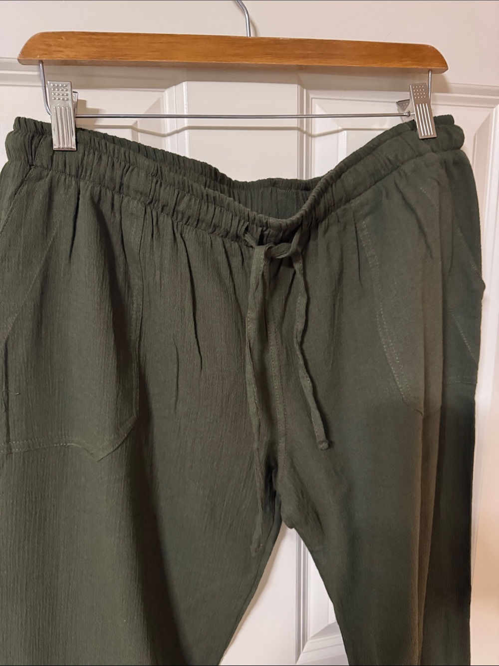 Women's Olive Straight-Leg Drawstring Pants - Picture 3 of 5